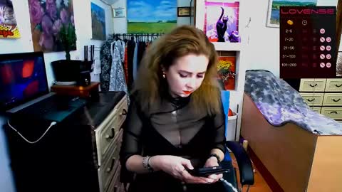 Snapshot of delicecat chatting on February 12, 10:35 am Delicacat online show from February 12, 10:35 am