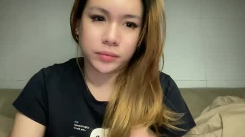 Snapshot of delicious_iya69 chatting on December 11, 7:09 am iyalicious online show from December 11, 7:09 am