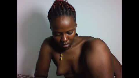 EVAH online show from February 15, 8:18 pm