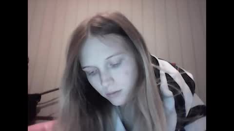 deliciousgi69 online show from December 18, 10:38 pm