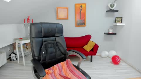 DeliciousLolly online show from February 22, 4:07 am