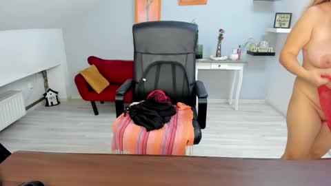 DeliciousLolly online show from October 23, 4:14 am