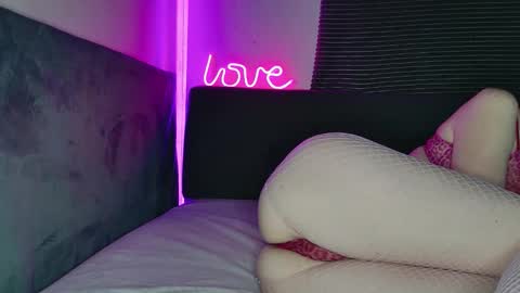 delightful slut online show from February 4, 11:19 pm