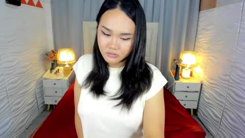 Tyra Colins online show from December 1, 10:34 pm