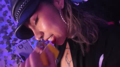 della online show from October 28, 8:54 pm