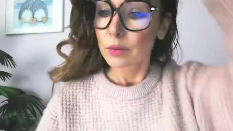 delilah_sweet online show from October 28, 4:08 pm