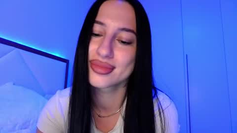 delly_love online show from June 10, 7:02 pm