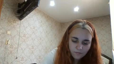 Lola online show from October 11, 9:47 am