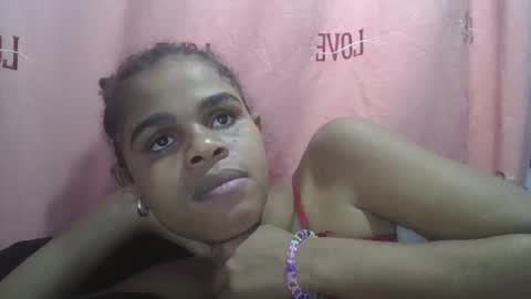 delphine online show from April 14, 7:06 pm