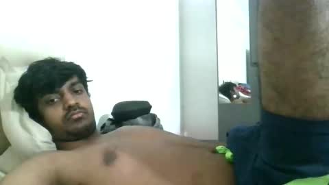 delta0211 online show from January 12, 6:15 pm