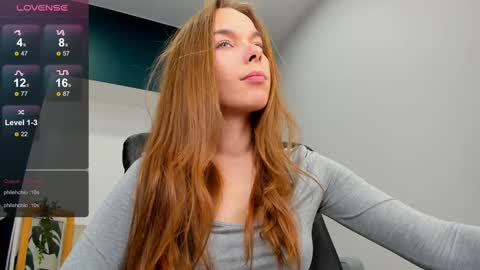 Delyla online show from December 4, 9:56 am
