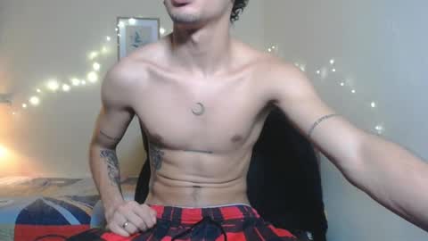 Snapshot of demeter_salviati chatting on January 23, 6:28 am Demeter Salviati online show from January 23, 6:28 am