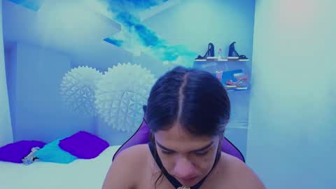 DEMI online show from November 18, 12:30 pm