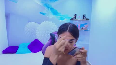 DEMI online show from November 29, 11:40 am