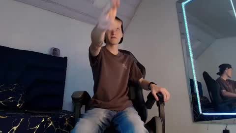 Demian Prince online show from March 11, 5:24 am