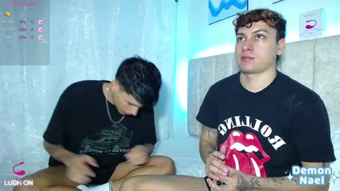 Juan  Gabriel Independent Models 3 online show from January 8, 3:08 am