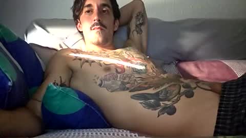 Snapshot of demondreams13 chatting on September 20, 4:32 pm E independent model online show from September 20, 4:32 pm