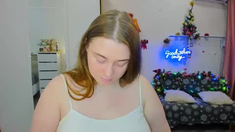 Sophie online show from December 4, 5:43 am