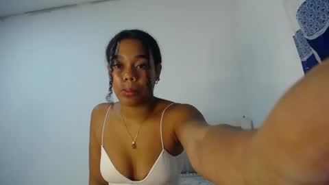 Snapshot of dena_k_ chatting on February 20, 11:31 am Dena k s online show from February 20, 11:31 am