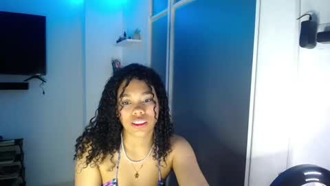 Snapshot of dena_k_ chatting on December 9, 11:15 am Dena k s online show from December 9, 11:15 am
