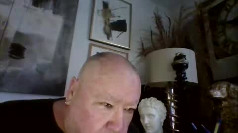 Snapshot of denboisvin2043 chatting on March 10, 11:12 am denboisvin2043 online show from March 10, 11:12 am