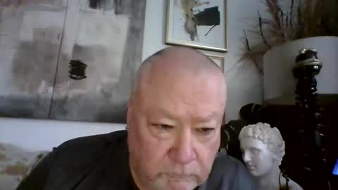 Snapshot of denboisvin2043 chatting on February 15, 12:01 pm denboisvin2043 online show from February 15, 12:01 pm