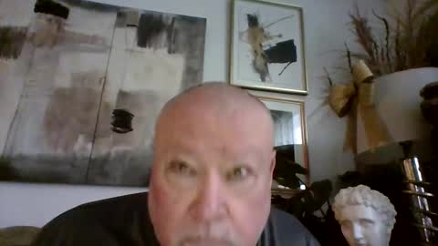 Snapshot of denboisvin2043 chatting on December 16, 1:00 pm denboisvin2043 online show from December 16, 1:00 pm
