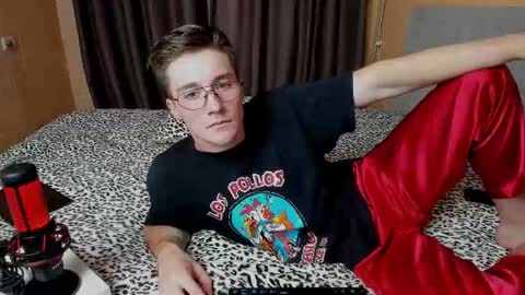 Deni online show from September 25, 7:21 pm