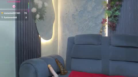 Laura online show from October 28, 2:07 pm