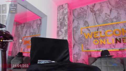 Denise Villareal  online show from January 31, 10:21 pm