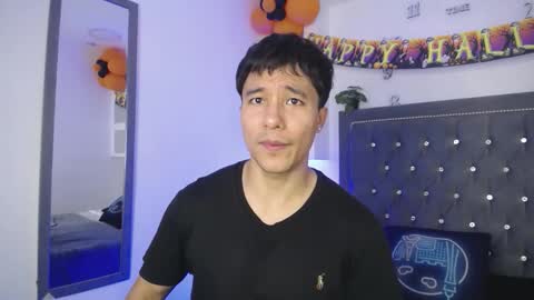 DENIZER online show from October 31, 2:39 pm