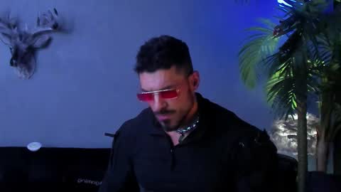 dennis_cox_ online show from March 14, 5:33 am