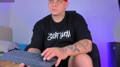 dennis munera online show from October 11, 4:21 pm