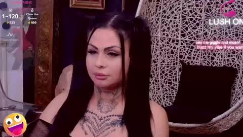 Snapshot of denychantall chatting on December 2, 11:07 am denychantall online show from December 2, 11:07 am
