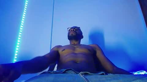 denzo online show from December 3, 3:29 am