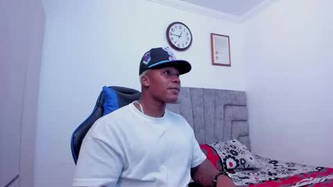 deon jhonson online show from December 31, 5:44 am