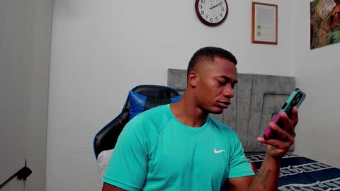 deon jhonson online show from September 18, 7:12 am