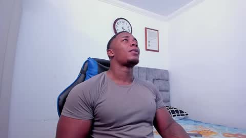 deon jhonson online show from February 18, 8:27 am