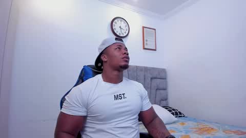 deon jhonson online show from February 12, 8:27 am
