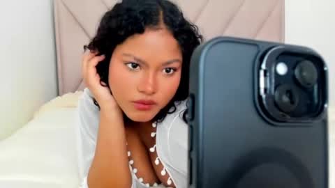 Snapshot of dephne_ chatting on March 3, 12:28 pm Dephne online show from March 3, 12:28 pm