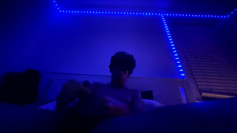 derek9169 online show from November 18, 6:05 am