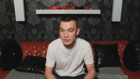 Derek online show from October 24, 12:06 pm