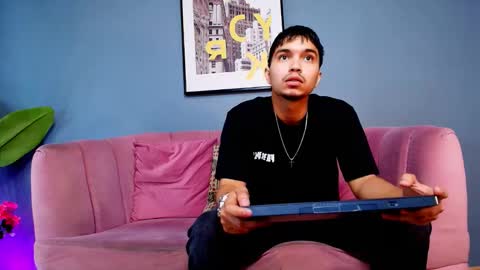 Derek online show from January 15, 9:23 pm