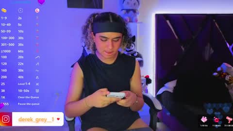 derek grey online show from April 9, 6:46 pm