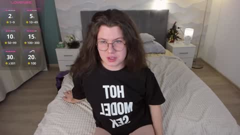 Derek online show from January 24, 12:31 pm