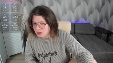 Derek online show from January 21, 10:30 am