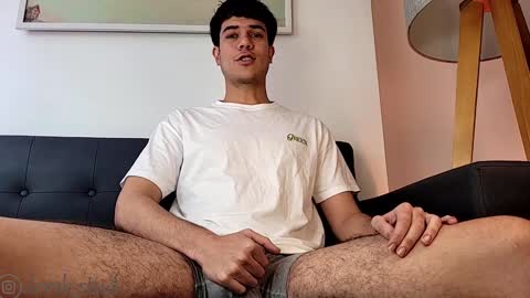 Snapshot of derek_stud_ chatting on January 9, 4:39 pm Derek independent model online show from January 9, 4:39 pm