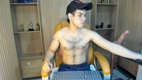 derek_voss online show from April 25, 2:03 pm