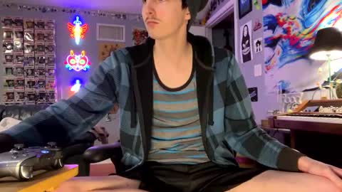 derekdings online show from October 14, 11:24 am