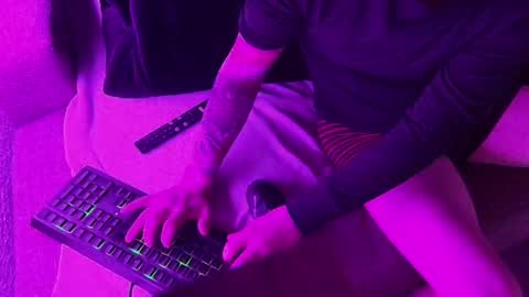 lecram online show from February 18, 2:55 am